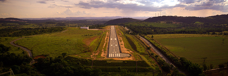 Pista de pouso de 1.420m